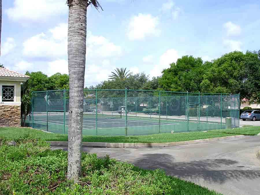 QUAIL CREEK VILLAGE Tennis Courts